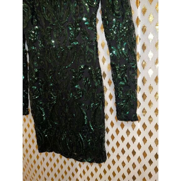 Windsor green sequin mini dress long sleeved size S - Picture 5 of 9